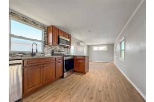 5141 OAKLAND HILLS AVENUE, SARASOTA, FL 34234 - MLS#MFRO6398171