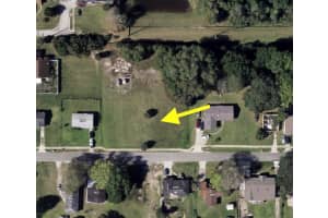 CRAWFORD DR, SANFORD, FL 32771 - MLS#MFRO6398220