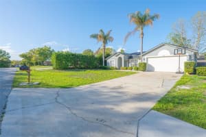 562 GERALDINE DRIVE, DELTONA, FL 32725 - MLS#MFRO6398260