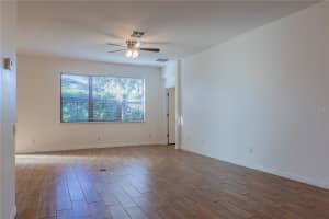 519 CADIZ DRIVE, DAVENPORT, FL 33837 - MLS#MFRO6398279