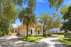 9151 POINT CYPRESS DRIVE, ORLANDO, FL 32836 - MLS#MFRO6398328