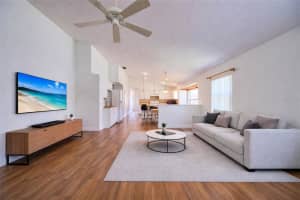 635 ROCHESTER LOOP, DAVENPORT, FL 33897 - MLS#MFRO6398348