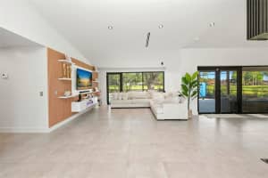 6747 EDGEWORTH DR, ORLANDO, FL 32819 - MLS#MFRO6398404