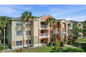 1950 SUMMER CLUB DRIVE, OVIEDO, FL 32765 - MLS#MFRO6398427