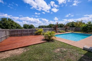 6018 CHARLOMA DRIVE, LAKELAND, FL 33812 - MLS#MFRO6398443