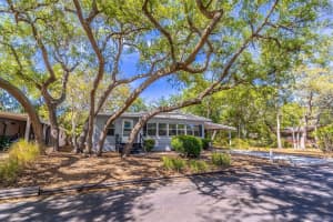 708 GREENTREE COURT, LAKE MARY, FL 32746 - MLS#MFRO6398466