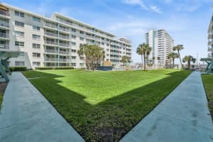 2727 ATLANTIC AVENUE, DAYTONA BEACH, FL 32118 - MLS#MFRO6398549