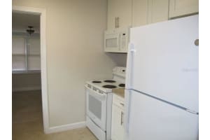 1803 PINEVIEW CIRCLE, WINTER PARK, FL 32792 - MLS#MFRO6398583