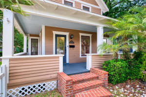 122 HYER AVENUE, ORLANDO, FL 32801 - MLS#MFRO6398609