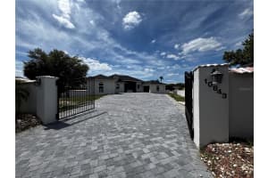 10843 LAKESHORE DRIVE, CLERMONT, FL 34711 - MLS#MFRO6398625