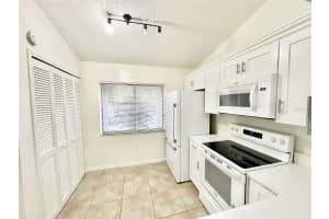 9816 RIVER CREST COURT, ORLANDO, FL 32825 - MLS#MFRO6398745