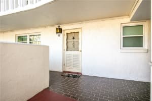 601 MCDONALD STREET #105, MOUNT DORA, FL 32757 - MLS#MFRO6398818