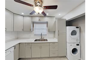 525 CONWAY ROAD, ORLANDO, FL 32807 - MLS#MFRO6398927