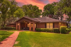 4910 LAKE DRIVE, WINTER SPRINGS, FL 32708 - MLS#MFRO6398929