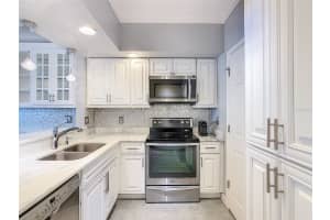 322 CENTRAL BOULEVARD, ORLANDO, FL 32801 - MLS#MFRO6398969