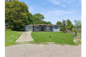 6204 OAKCREST CIRCLE, ORLANDO, FL 32808 - MLS#MFRO6398995