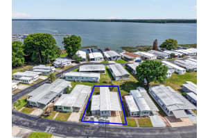 465 MARINA LANE, TAVARES, FL 32778 - MLS#MFRO6399073