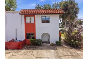 910 BIG TREE ROAD, SOUTH DAYTONA, FL 32119 - MLS#MFRO6399128