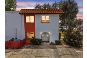 910 BIG TREE ROAD, SOUTH DAYTONA, FL 32119 - MLS#MFRO6399128