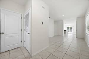 289 GINA LANE, DAVENPORT, FL 33837 - MLS#MFRO6399131