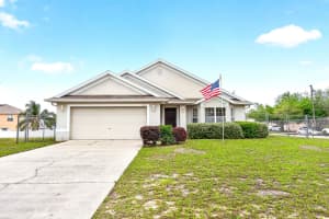 416 LAKEVIEW ROAD, KISSIMMEE, FL 34759 - MLS#MFRO6399242