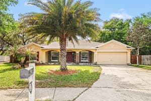 100 FESTIVE COURT, CHULUOTA, FL 32766 - MLS#MFRO6399317