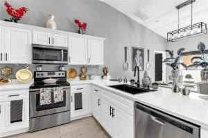 100 AURORA LANE, KISSIMMEE, FL 34758 - MLS#MFRO6399366