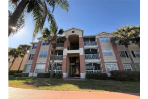 1979 Summer Club Dr #213, OVIEDO