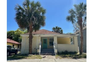 611 SANFORD AVENUE, SANFORD, FL 32771 - MLS#MFRO6399523