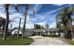 108 Temple Dr, LONGWOOD