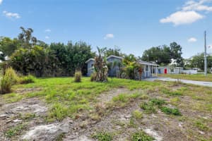 300 52ND STREET, ST PETERSBURG, FL 33707 - MLS#MFRO6399615