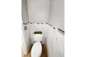 2050 CORNER GLEN DRIVE, ORLANDO, FL 32820 - MLS#MFRO6399622