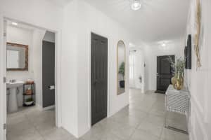 26100 BRISTLELEAF CT, LEESBURG, FL 34748 - MLS#MFRO6399785