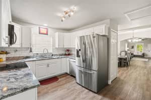 604 PENNSYLVANIA AVENUE, PLANT CITY, FL 33563 - MLS#MFRO6399899