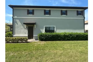 8501 Arcadia Ln, DAVENPORT