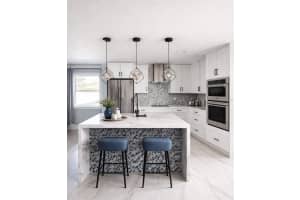 4310 HUNTINGTON STREET, ST PETERSBURG, FL 33703 - MLS#MFRO6400000