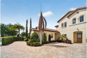 15555 PANTHER LAKE DRIVE, WINTER GARDEN, FL 34787 - MLS#MFRO6400010