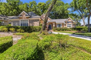 2043 SAWGRASS DRIVE, APOPKA, FL 32712 - MLS#MFRO6400099