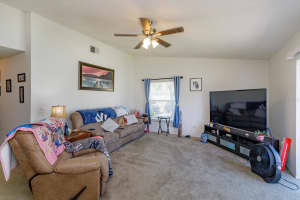 601 OAK MANOR CIRCLE, ORLANDO, FL 32825 - MLS#MFRO6400112