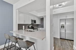 322 CENTRAL BOULEVARD, ORLANDO, FL 32801 - MLS#MFRO6400125