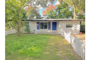 2611 Pembrook Dr Orlando, FL 32810 - Off Market