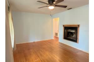 2611 Pembrook Dr Orlando, FL 32810 - Off Market