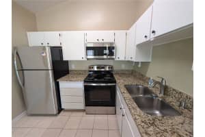 3002 CLEVELAND STREET, TAMPA, FL 33609 - MLS#MFRO6400158