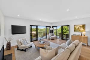 106 INTERLACHEN AVENUE, WINTER PARK, FL 32789 - MLS#MFRO6400228