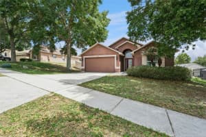 1581 SILHOUETTE DRIVE, CLERMONT, FL 34711 - MLS#MFRO6400324