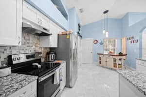 1379 OSPREY WAY, APOPKA, FL 32712 - MLS#MFRO6400446