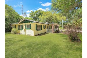 600 MONTGOMERY AVENUE, DELAND, FL 32720 - MLS#MFRO6400501