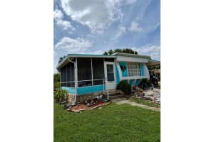 2577 Brookside Cir, MOUNT DORA