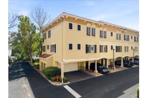 5202 HAMPTON BEACH PLACE, TAMPA, FL 33609 - MLS#MFRO6400536