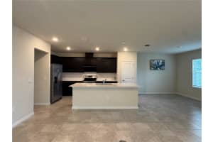 2102 CHARMING AVE AVENUE, DAVENPORT, FL 33896 - MLS#MFRO6400556